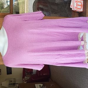 LOGO gorgeous looking lavendar top
